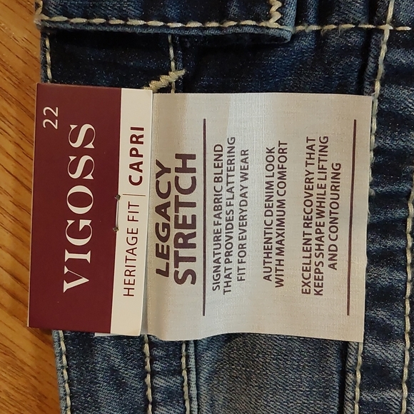 Vigoss, capri,jeans, size 22/L21, sretch - Picture 9 of 11